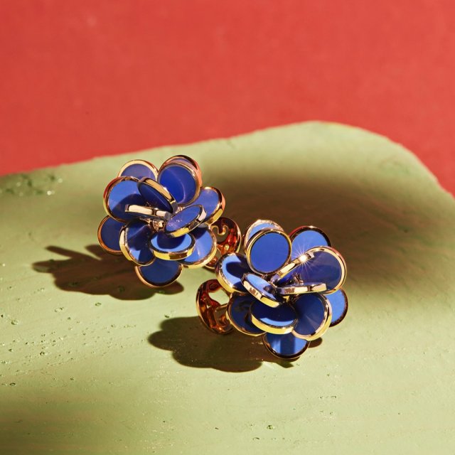 Channel the vibrant spirit of Capri with these enamel bloom earrings—crafted in intense Capri blue petals with sculpted gold outlines, they mirror @Chantecler’s iconic floral motifs. A bold yet sophisticated bloom statement, perfect for modern elegance with an Italian island twist.

Chantecler Capri earrings, floral enamel earrings, luxury Italian jewelry, Capri-inspired design, bold statement earrings, gold and enamel studs, designer flower earrings, Chantecler bloom, artisan jewelry, Mediterranean style accessories, Capri blue jewelry, fine enamel craftsmanship, Italian luxury accessories,Istana, iconic Chantecler style.
